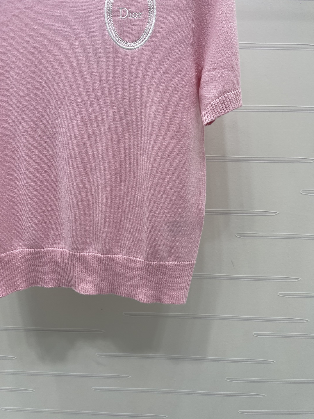 Women's short sleeves